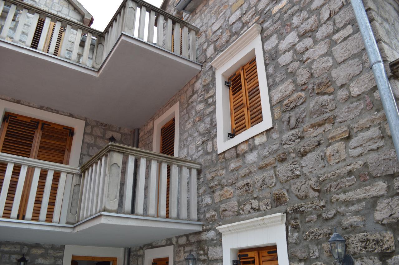 Apartment Aleksandar Tivat Exterior foto